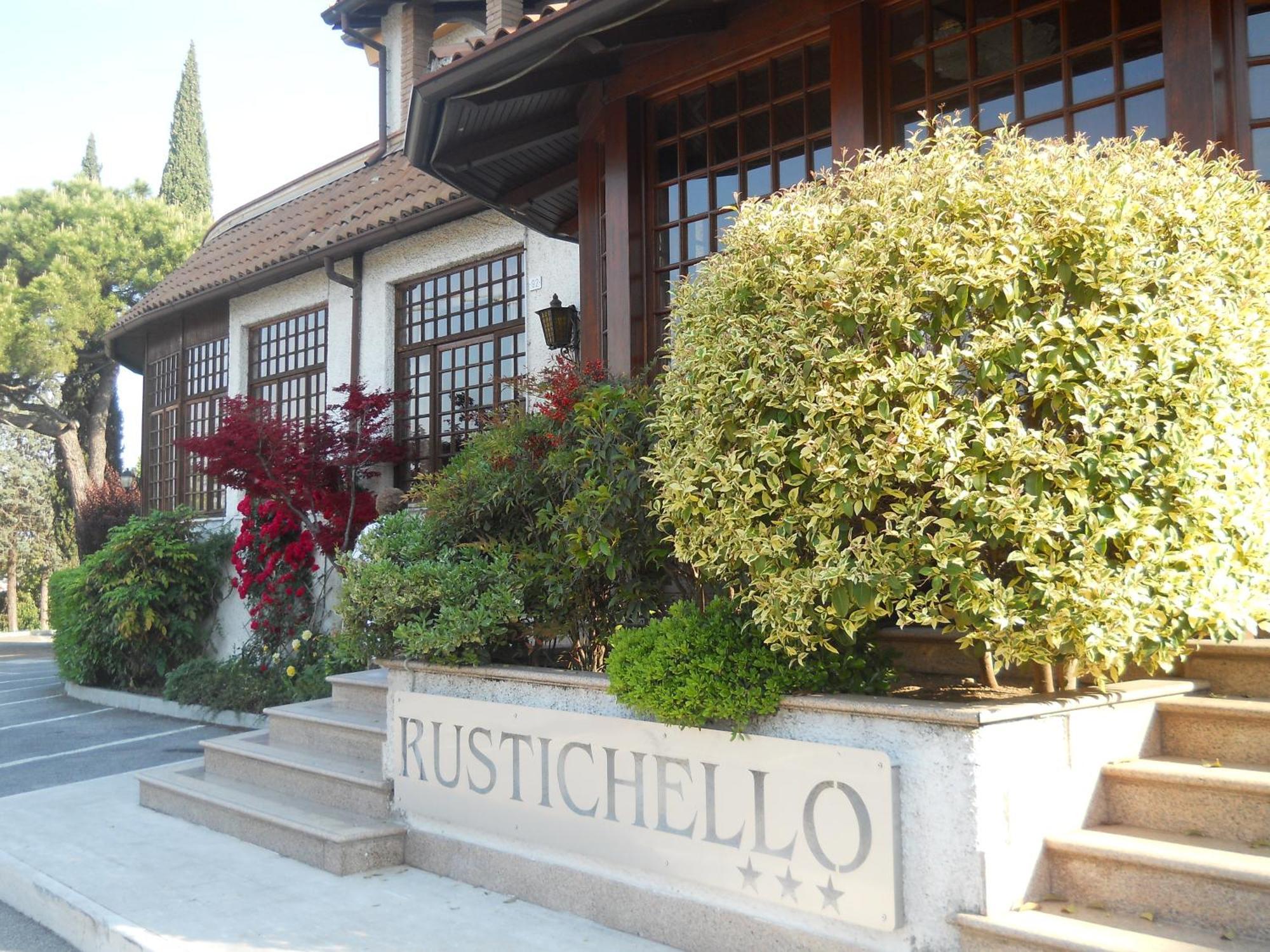 Hotel Il Rustichello 3*